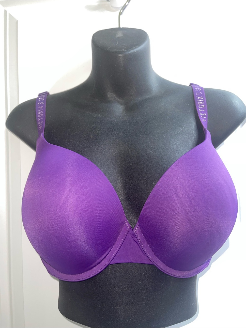 Victoria’s Secret t-shirt full coverage bra Smooth T-Shirt Bra 36DD